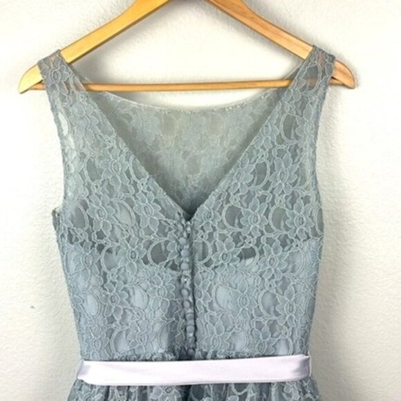 Mori Lee Mini Formal Dress Silver/Gray Lace Ribbon Bow Button-back Sleeveless 12 - Picture 5 of 13